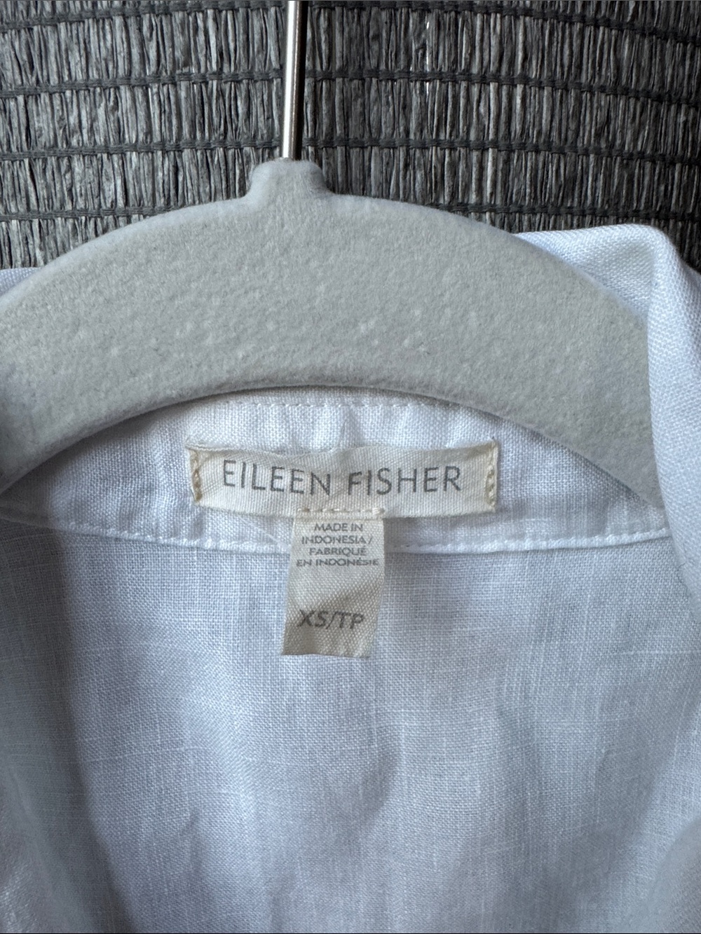 Eileen Fisher White Short-Sleeve Linen Button-Down Shirt - Picture 2 of 4